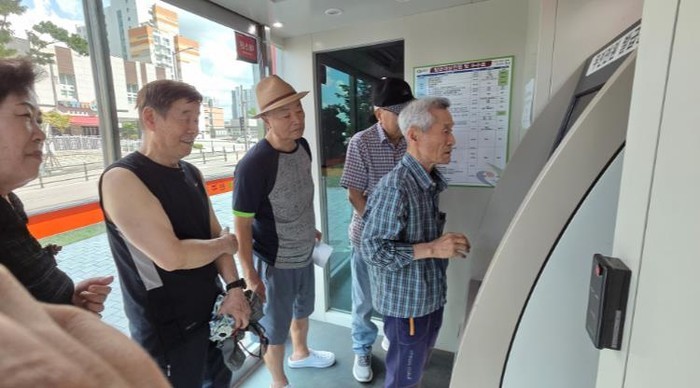 완주 LH삼봉사회복지관, 키오스크 교...