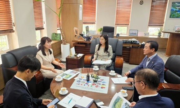 신영재 홍천군수, 강재구 소령 추모공...