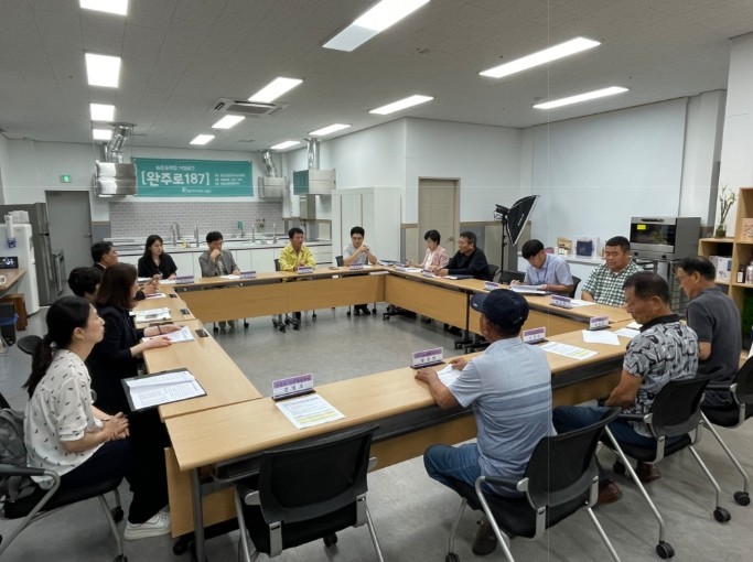 권요안 전북도의원, 완주군 시설상추 ...