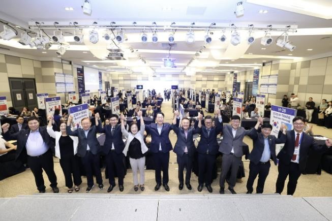 화성특례시, 해외바이어 초청 수출상담...