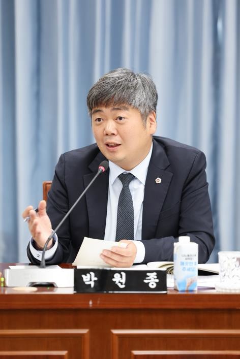 박원종 전남도의원, 전자칠판 보급 및...