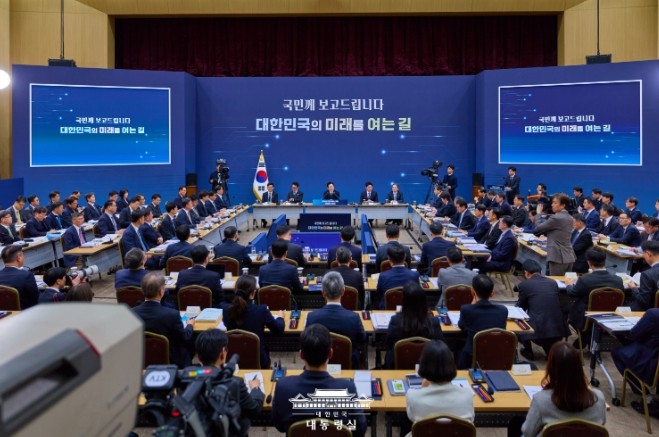 이재명 대통령 "국가공무원의...